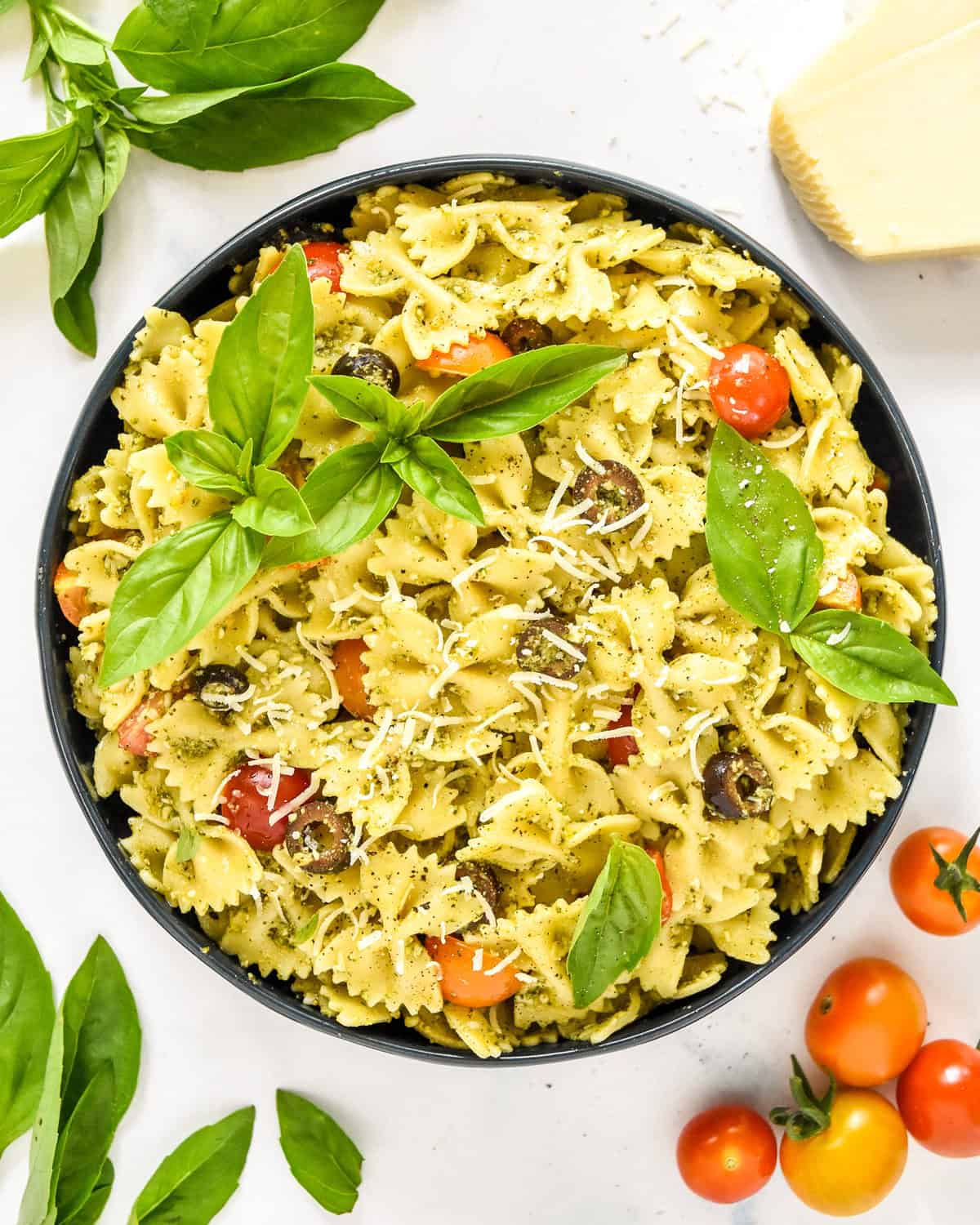 Easy Make-Ahead Pesto Pasta Salad for Summer Picnics