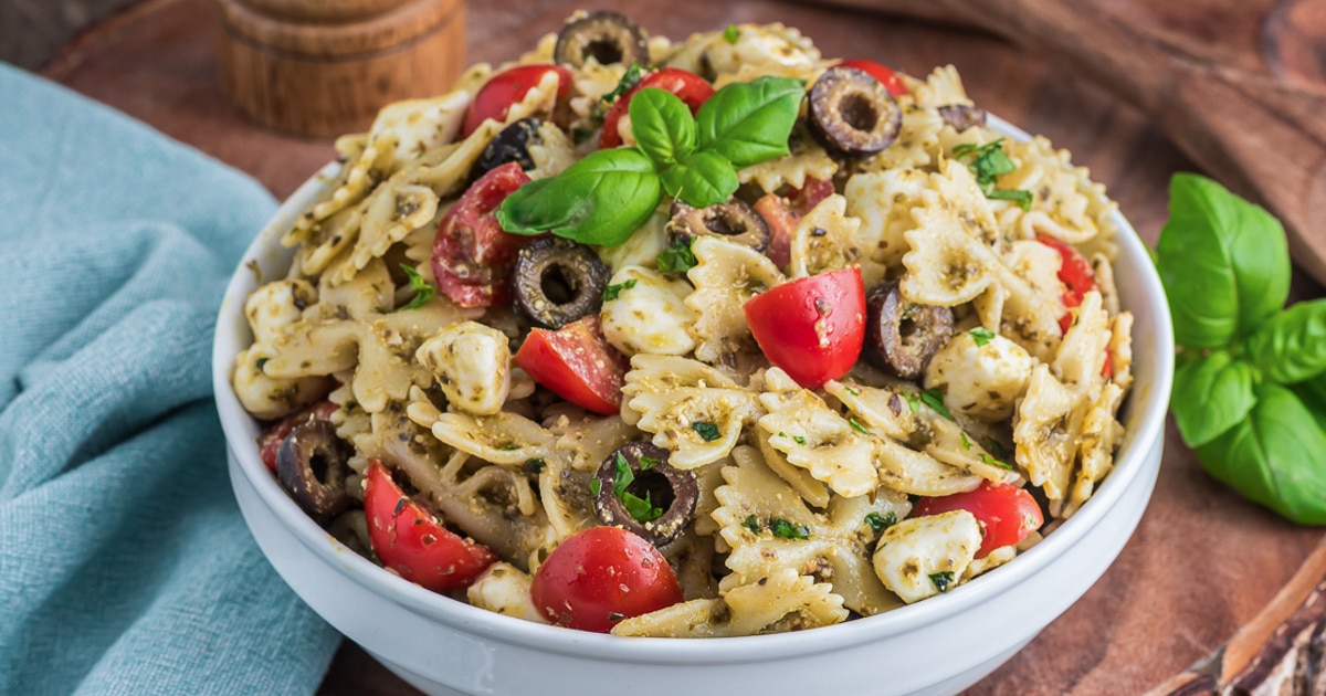 Fresh Italian Pesto Pasta Salad: Customize Your Summer Favorite
